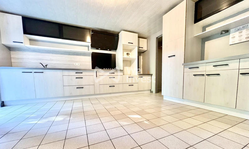 Maison ancienne - 159 m² - 7 pièces