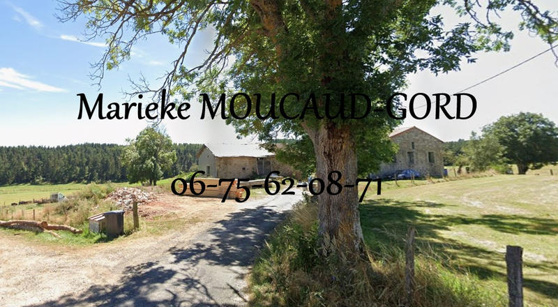 Corps de ferme - 240 m² - 7 pièces