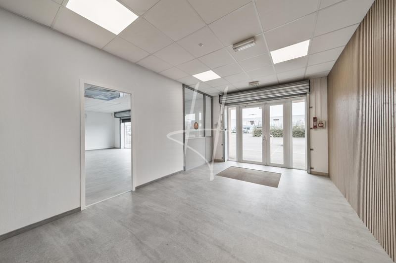 Local d'activités - 600 m²