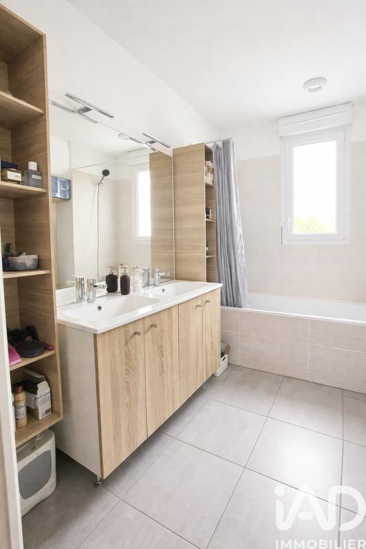 Maison - 88 m² - 4 pièces