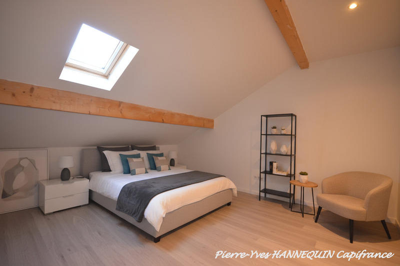 Maison - 187 m² - 7 pièces