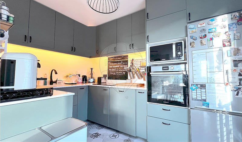 Appartement - 80 m² - 4 pièces