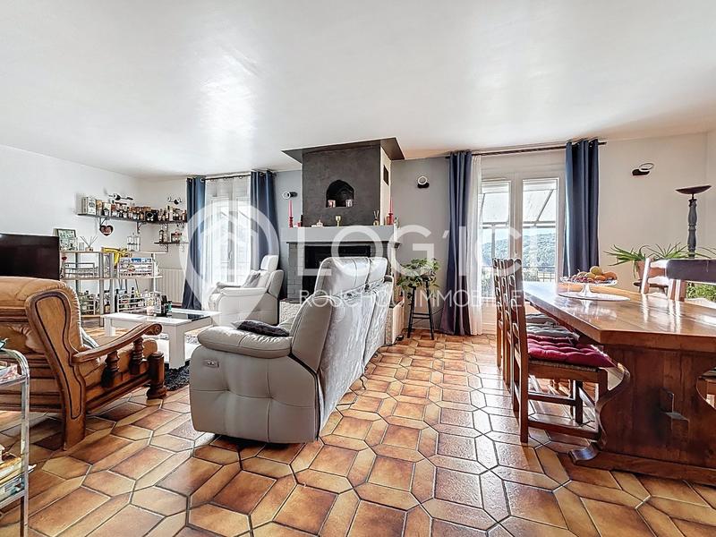 Maison - 120 m² - 6 pièces