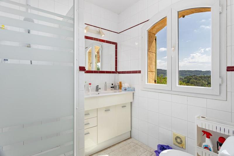 Maison - 294 m² - 5 pièces