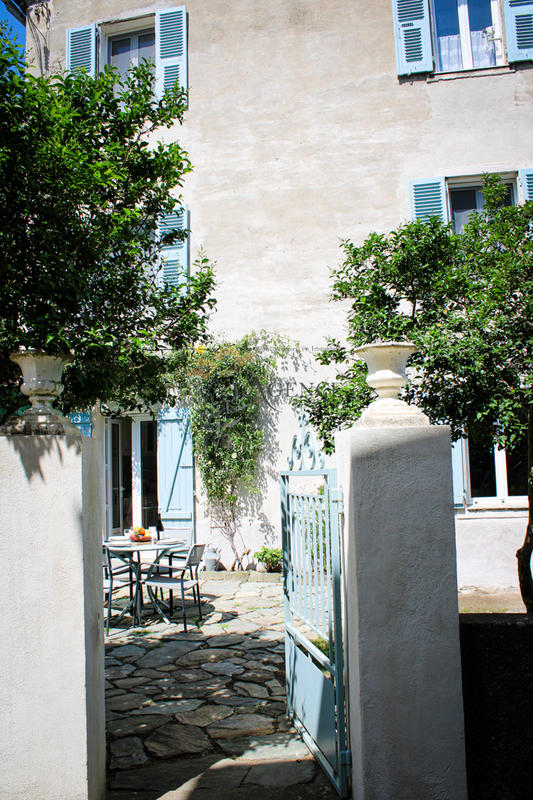 Maison - 170 m² - 8 pièces