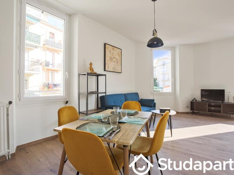 Appartement - 70 m² - 3 pièces