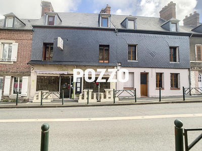 Maison - 140 m² - 3 pièces