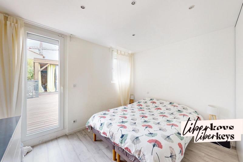 Villa - 180 m² - 6 pièces