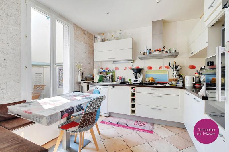 Villa - 230 m² - 8 pièces