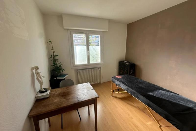 Bureau - 56 m² - 2 pièces