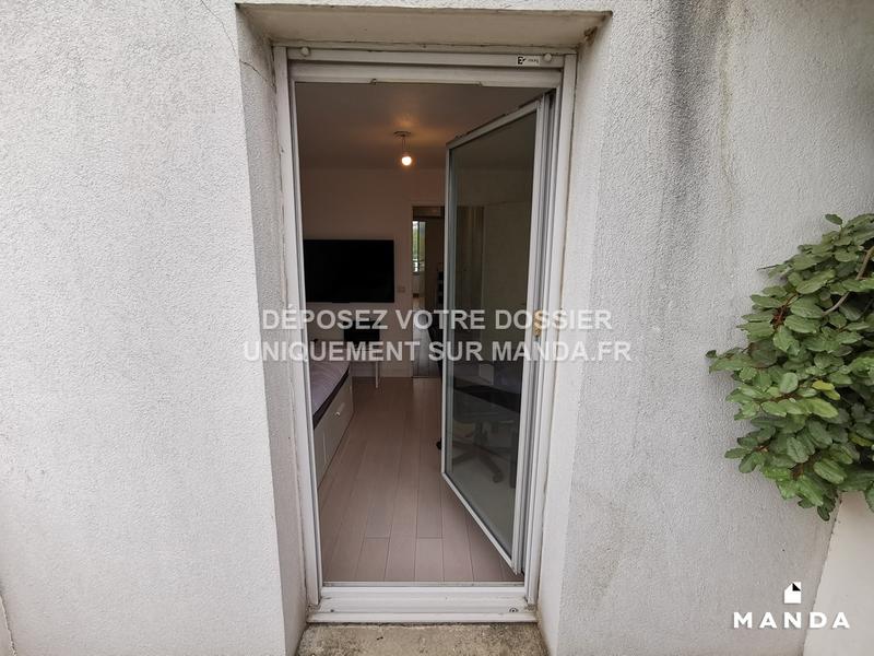 Chambre - 10 m² - 4 pièces