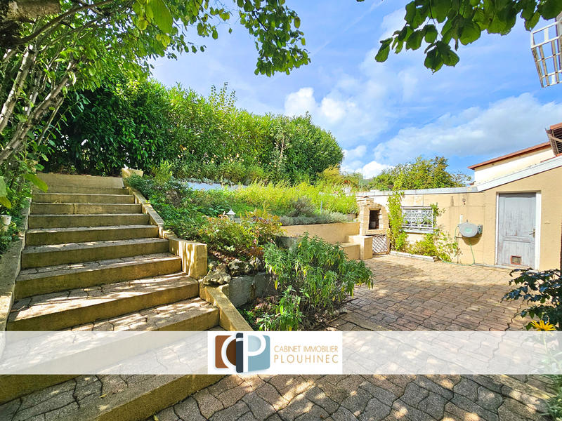 Maison - 92 m² - 5 pièces