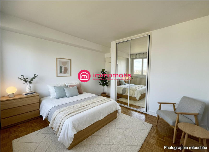 Appartement - 102 m² - 4 pièces