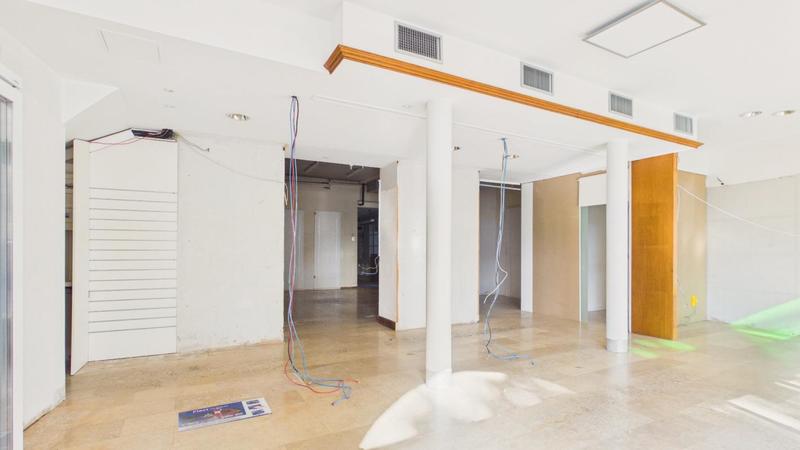 Local commercial - 152 m²