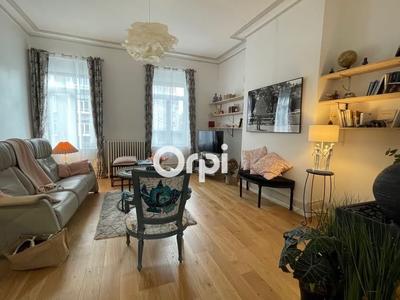 Appartement - 163 m² - 4 pièces