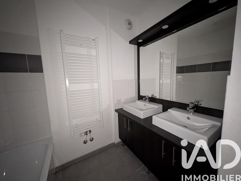 Maison - 83 m² - 4 pièces