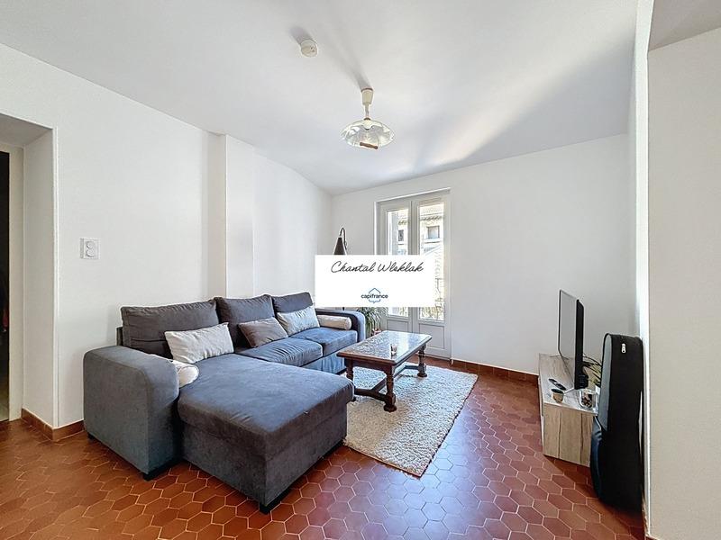 Immeuble - 190 m² - 11 pièces