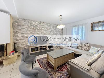 Propriété - 134 m² - 7 pièces