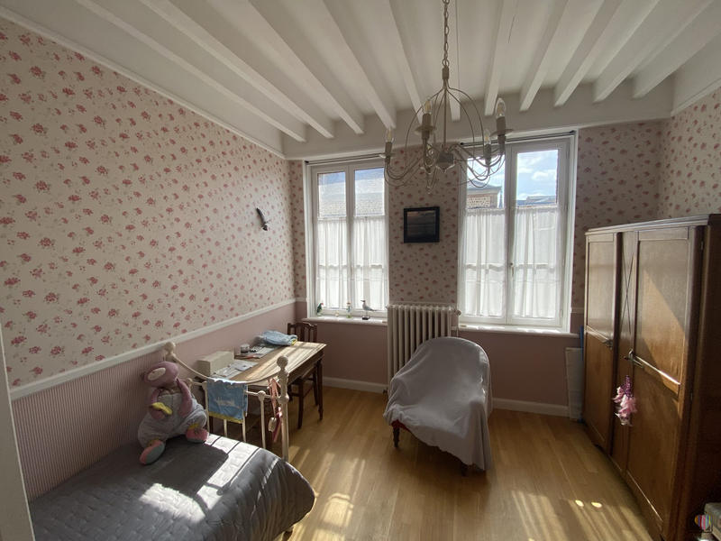 Maison - 97 m² - 5 pièces