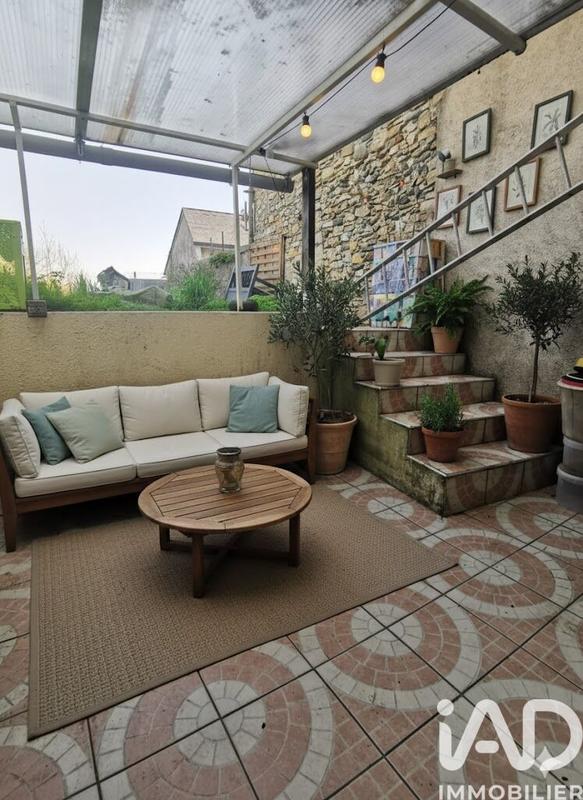 Maison - 92 m² - 5 pièces