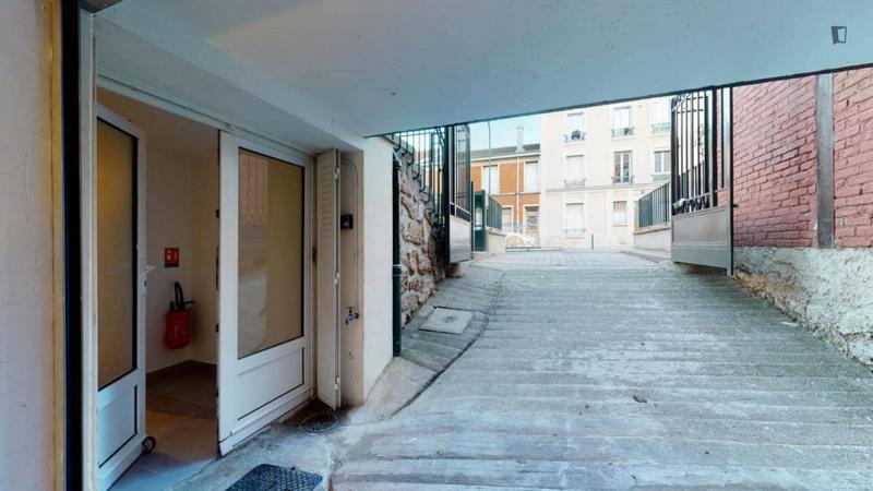 Chambre - 12 pièces