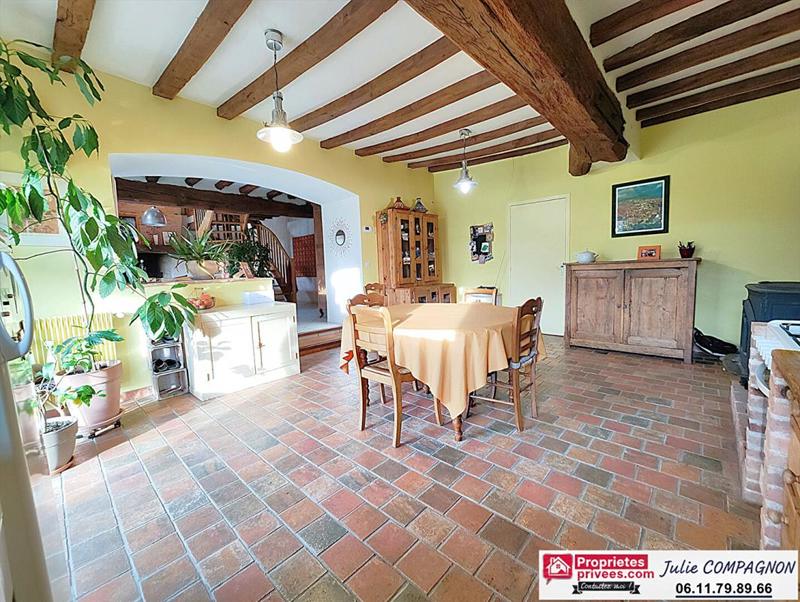 Maison - 243 m² - 7 pièces