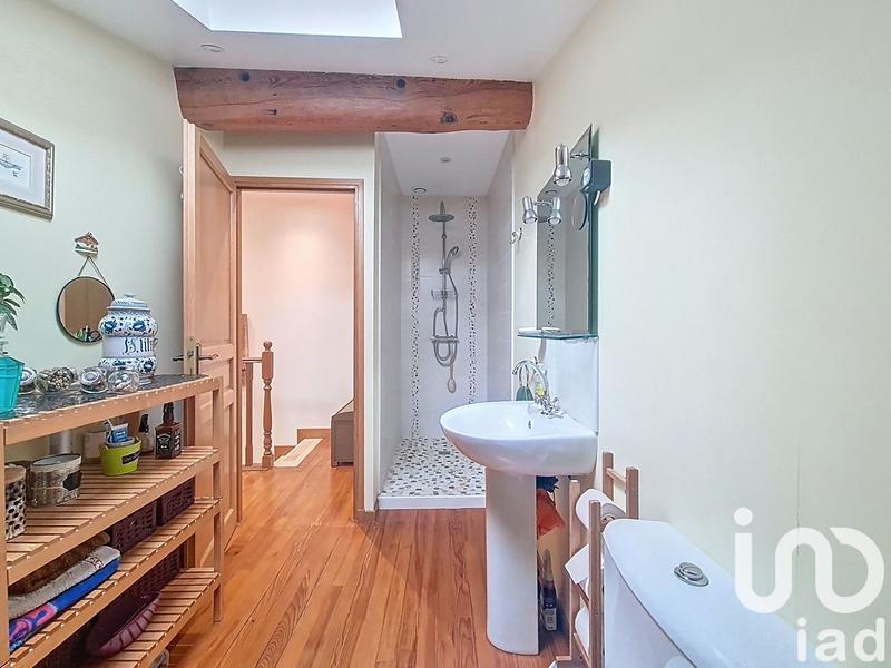 Maison - 182 m² - 7 pièces