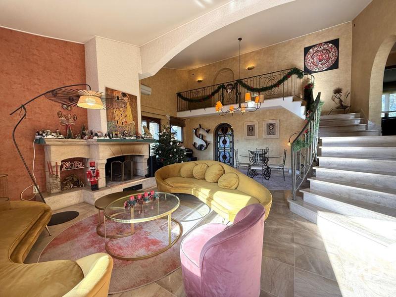 Maison - 138 m² - 4 pièces