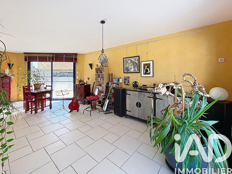 Maison - 213 m² - 7 pièces