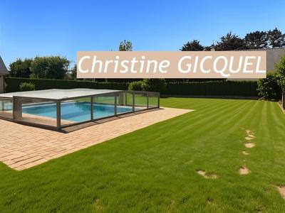 Villa - 210 m² - 10 pièces