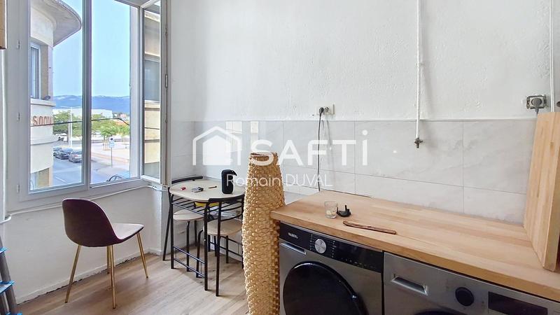 Appartement - 82 m² - 3 pièces