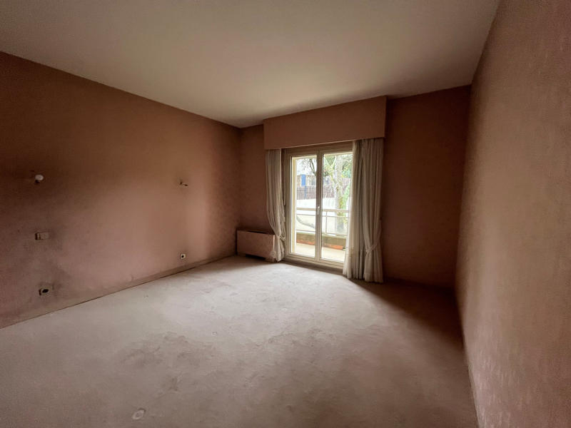 Maison - 389 m² - 7 pièces