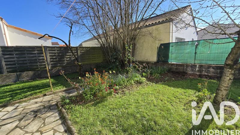 Maison - 99 m² - 5 pièces