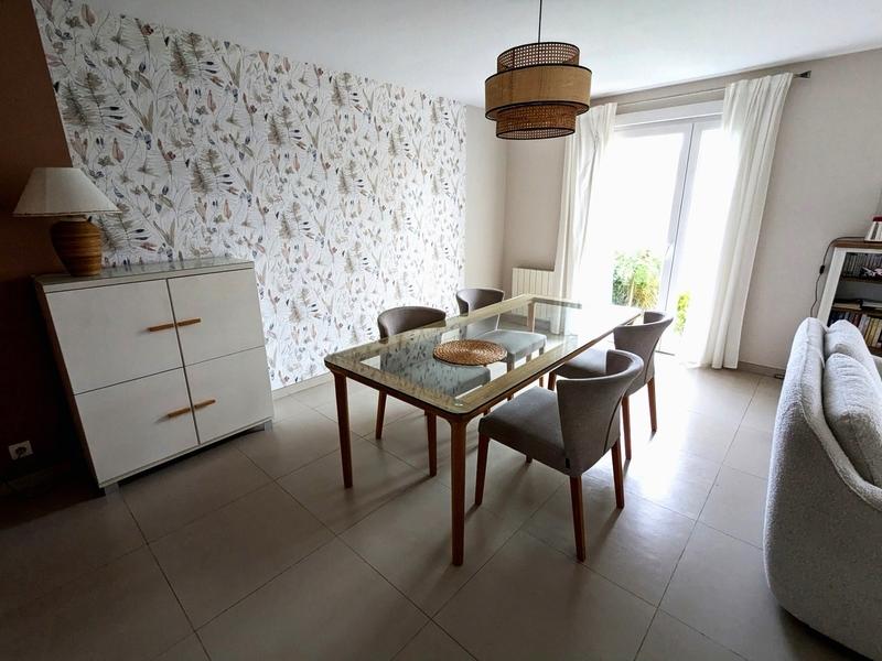 Maison - 87 m² - 5 pièces