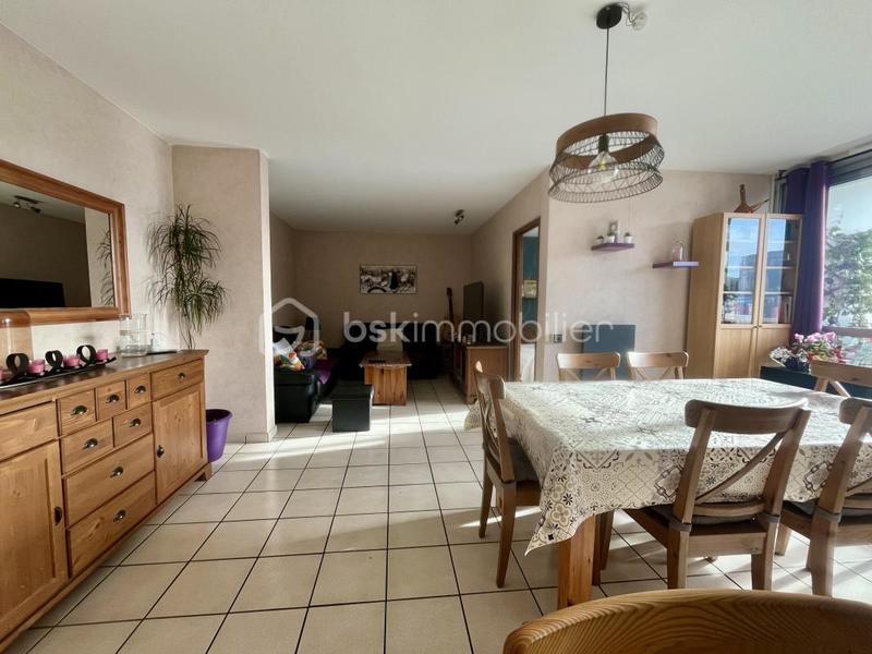 Appartement - 76 m² - 4 pièces