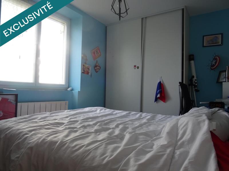 Maison - 250 m² - 9 pièces