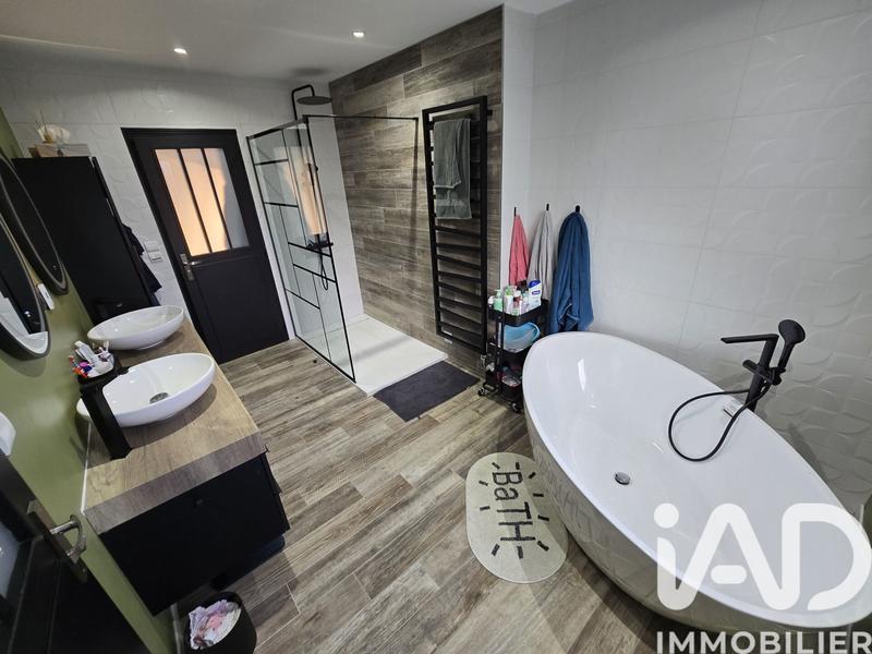 Maison - 150 m² - 6 pièces