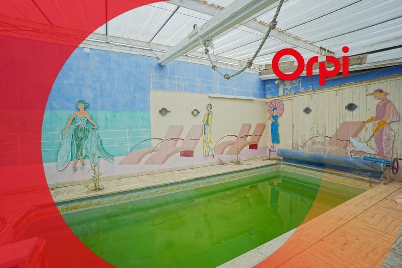 Maison - 230 m² - 7 pièces