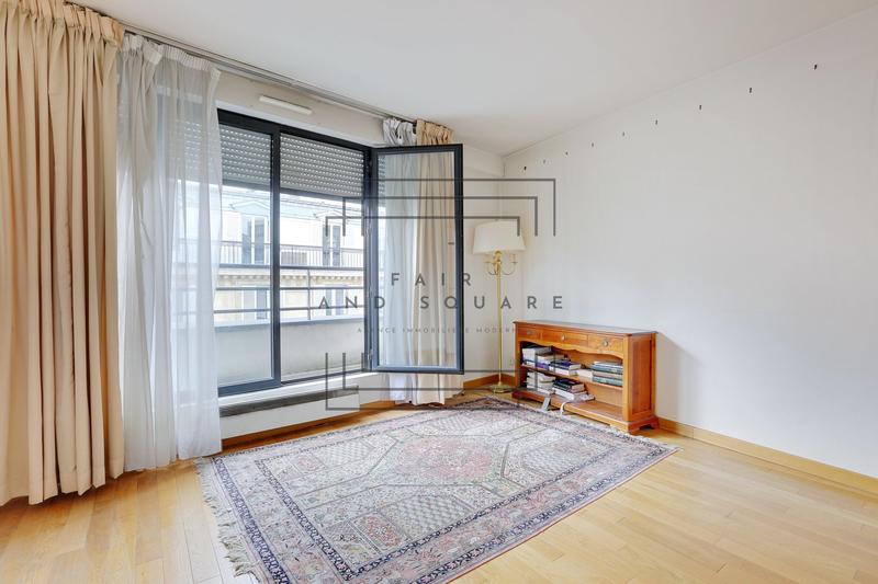 Appartement - 124 m² - 6 pièces