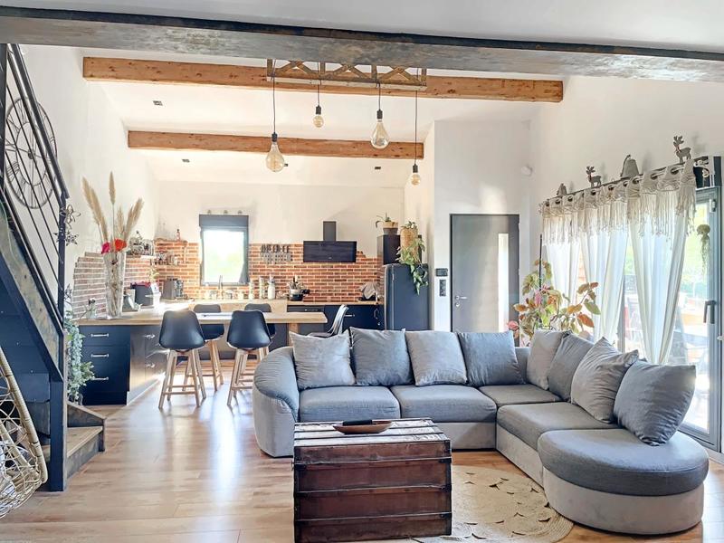 Maison - 107 m² - 6 pièces