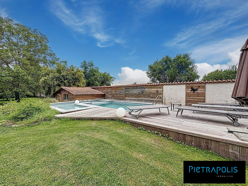 Maison - 147 m² - 5 pièces