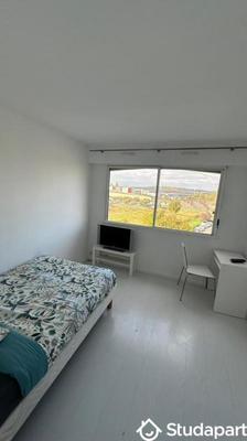 Chambre - 10 m² - 1 pièce