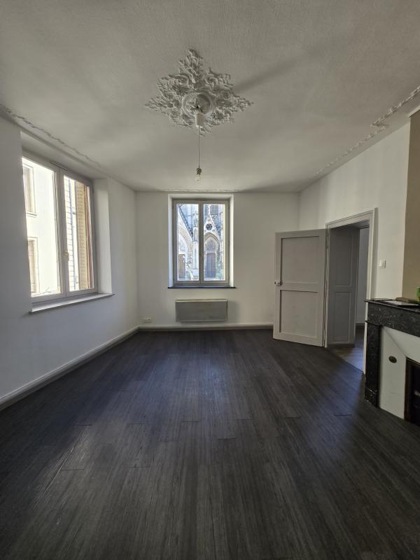 Appartement - 75 m² - 3 pièces