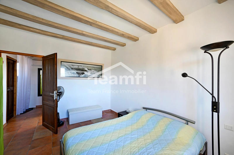 Maison traditionnelle - 135 m² - 7 pièces