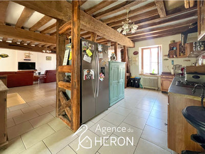Maison - 177 m² - 9 pièces