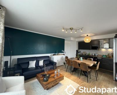 Chambre - 13 m² - 1 pièce