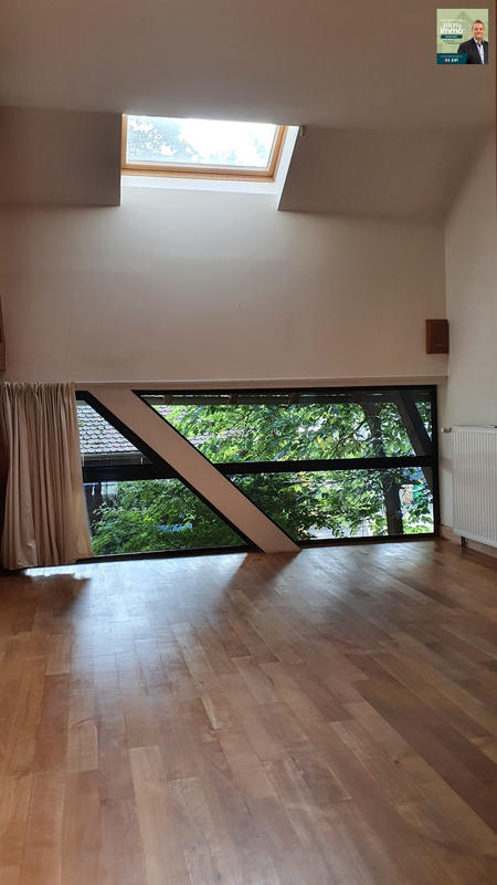 Maison - 256 m² - 8 pièces