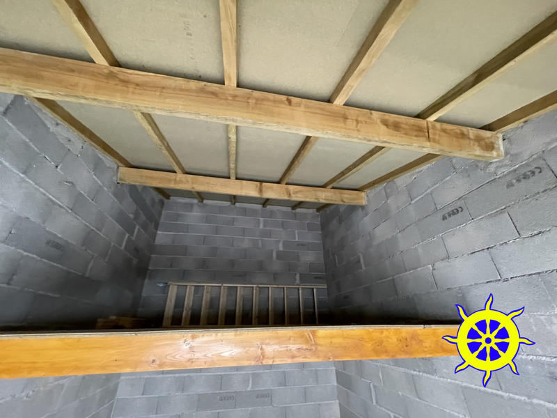 Parking / Garage - 18 m²