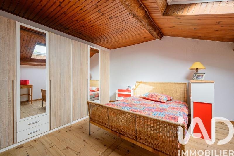 Maison de village - 180 m² - 8 pièces