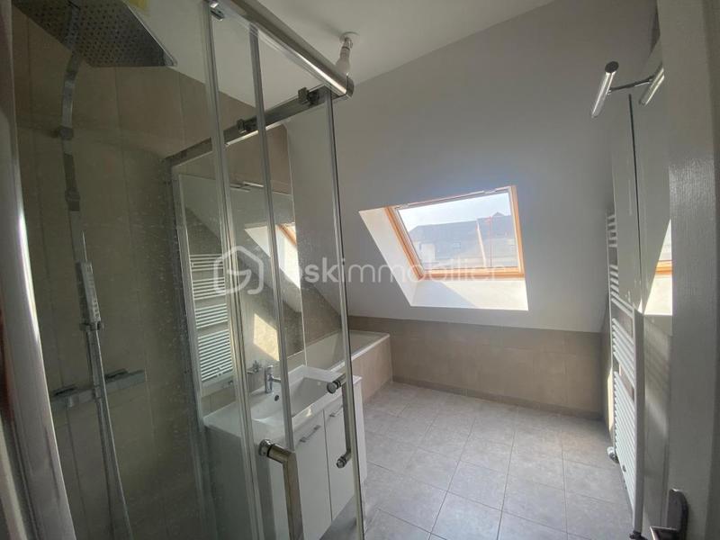 Pavillon - 98 m² - 5 pièces